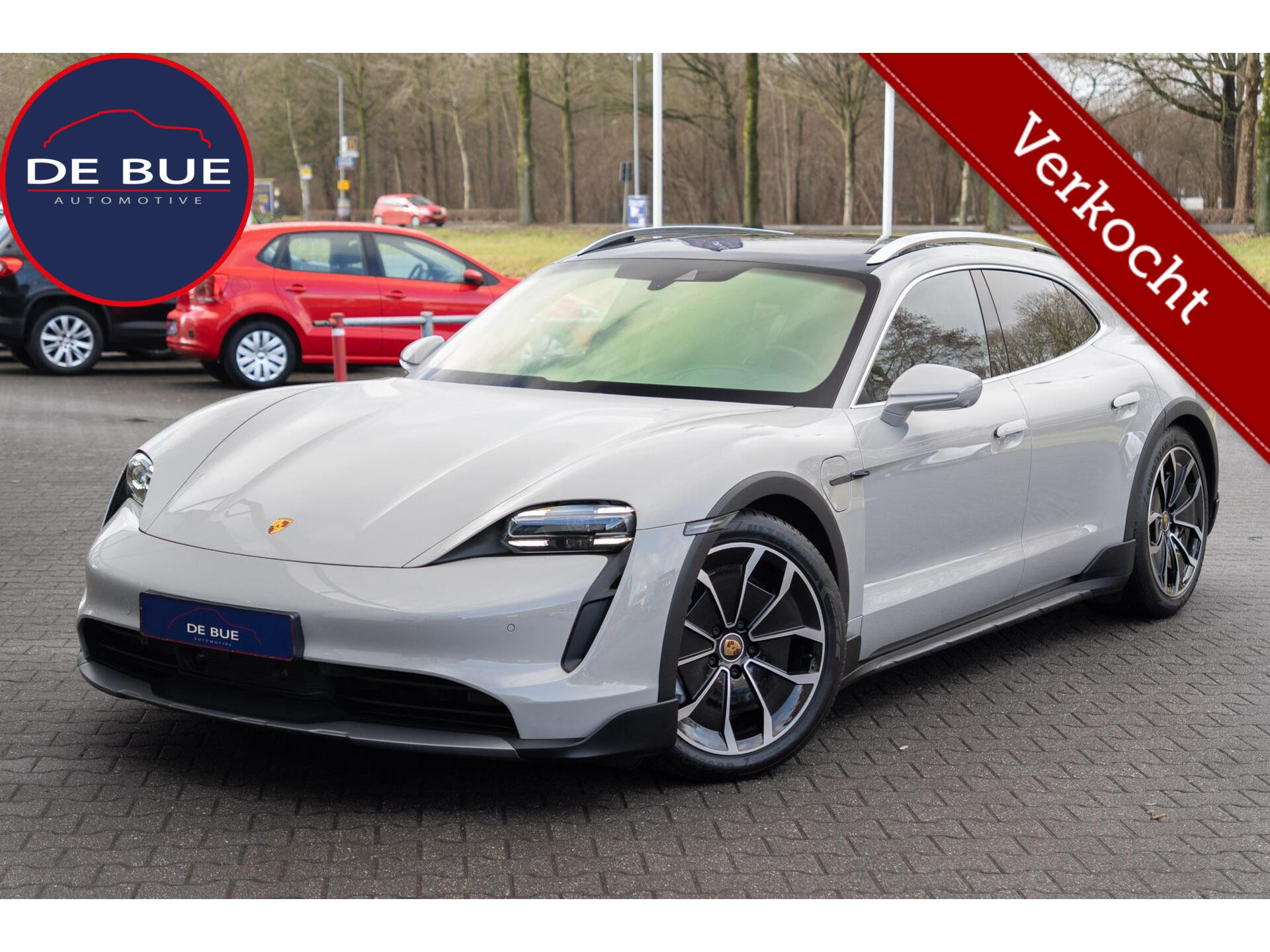 Porsche - Taycan Cross Turismo