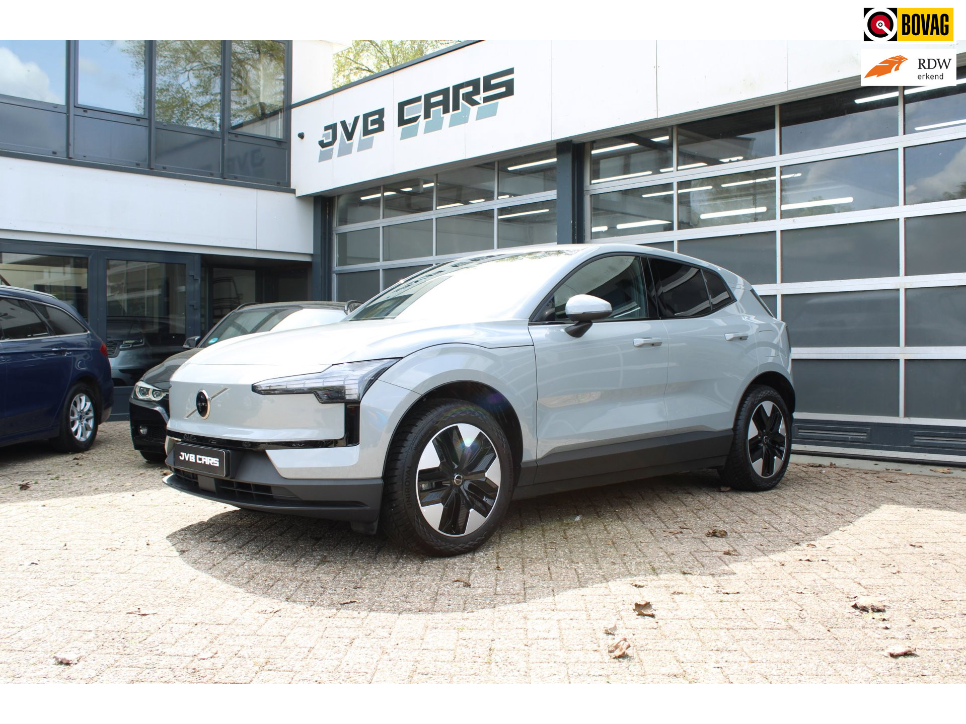 Volvo - Ex30 Single Motor Extended Range Core 69 kWh