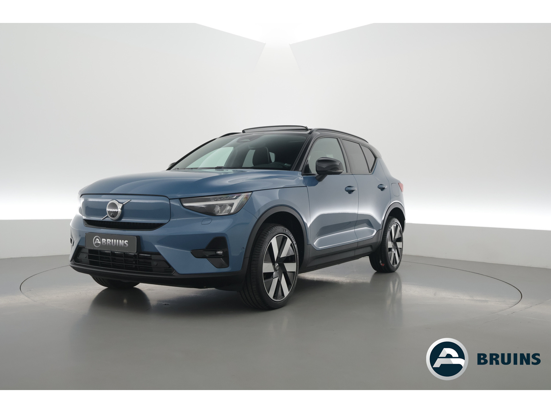 Volvo - Xc40