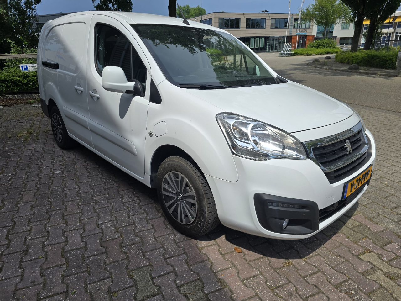 Peugeot - Partner