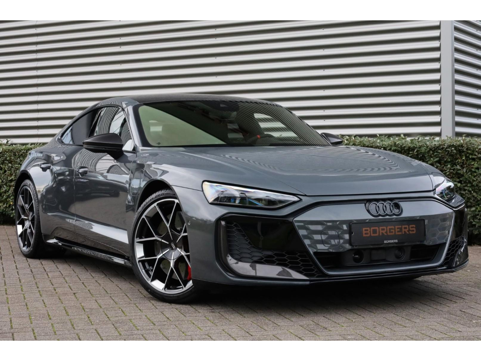 Audi - e-tron GT