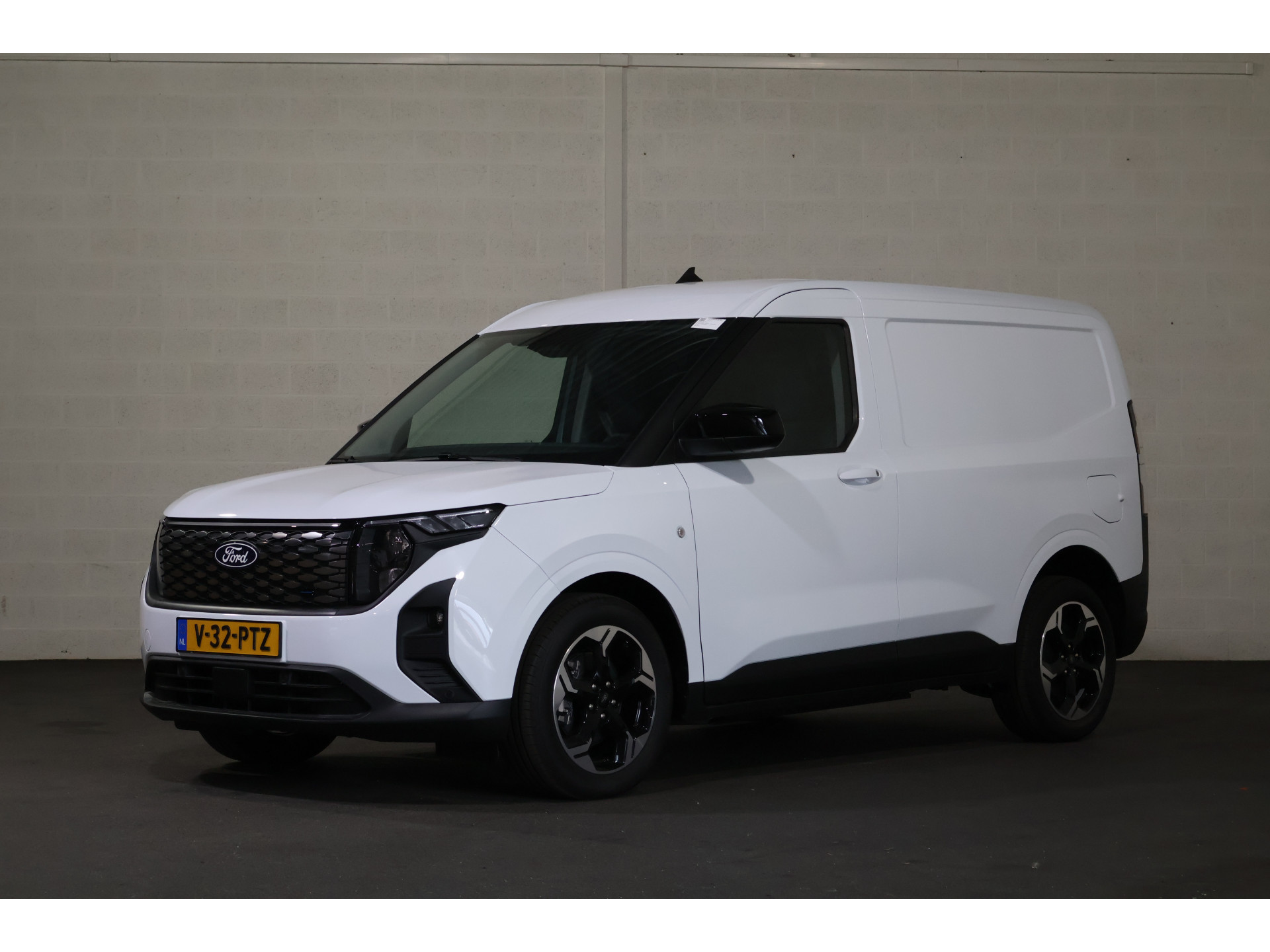 Ford - E-transit Courier