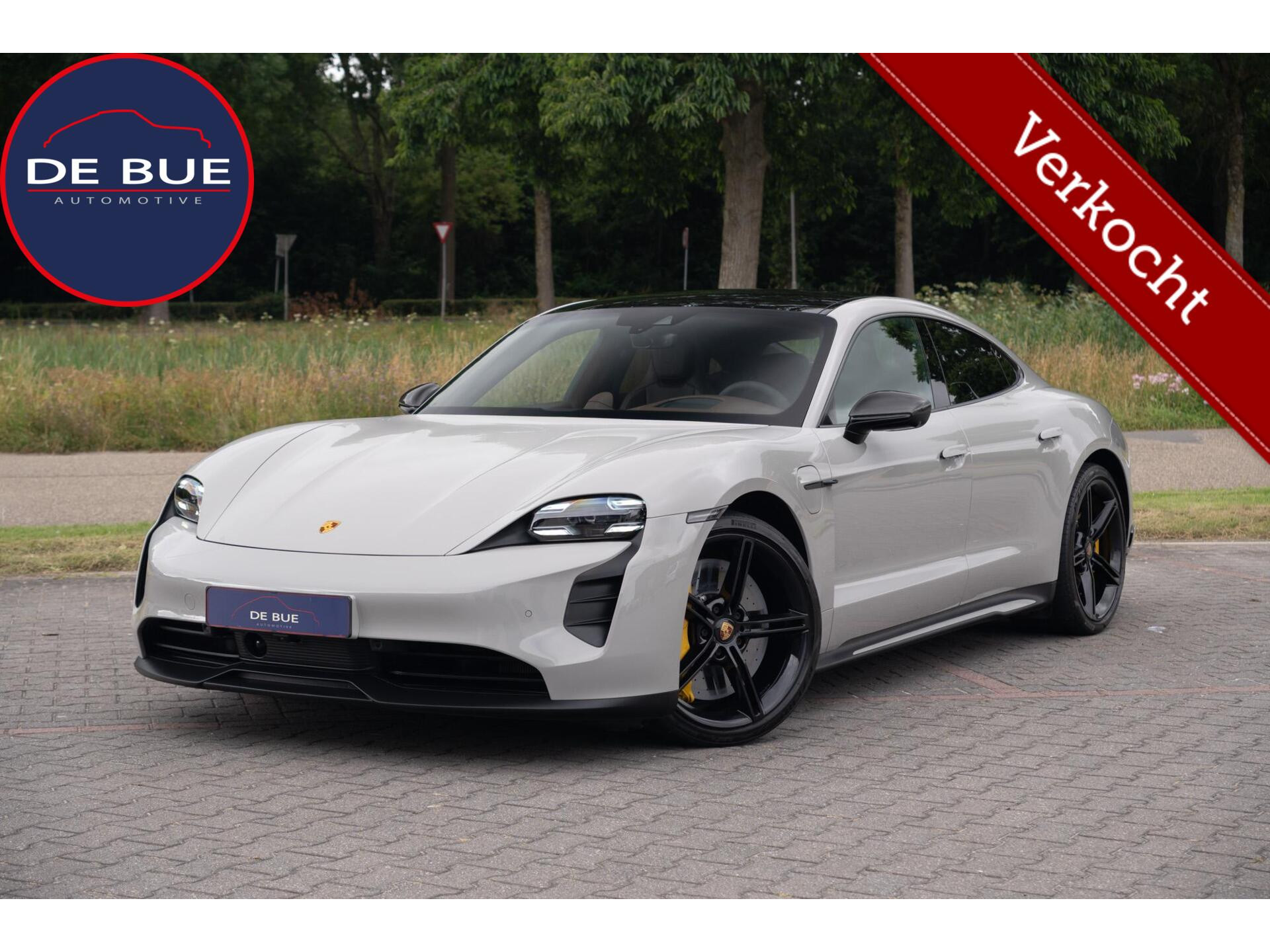 Porsche - Taycan