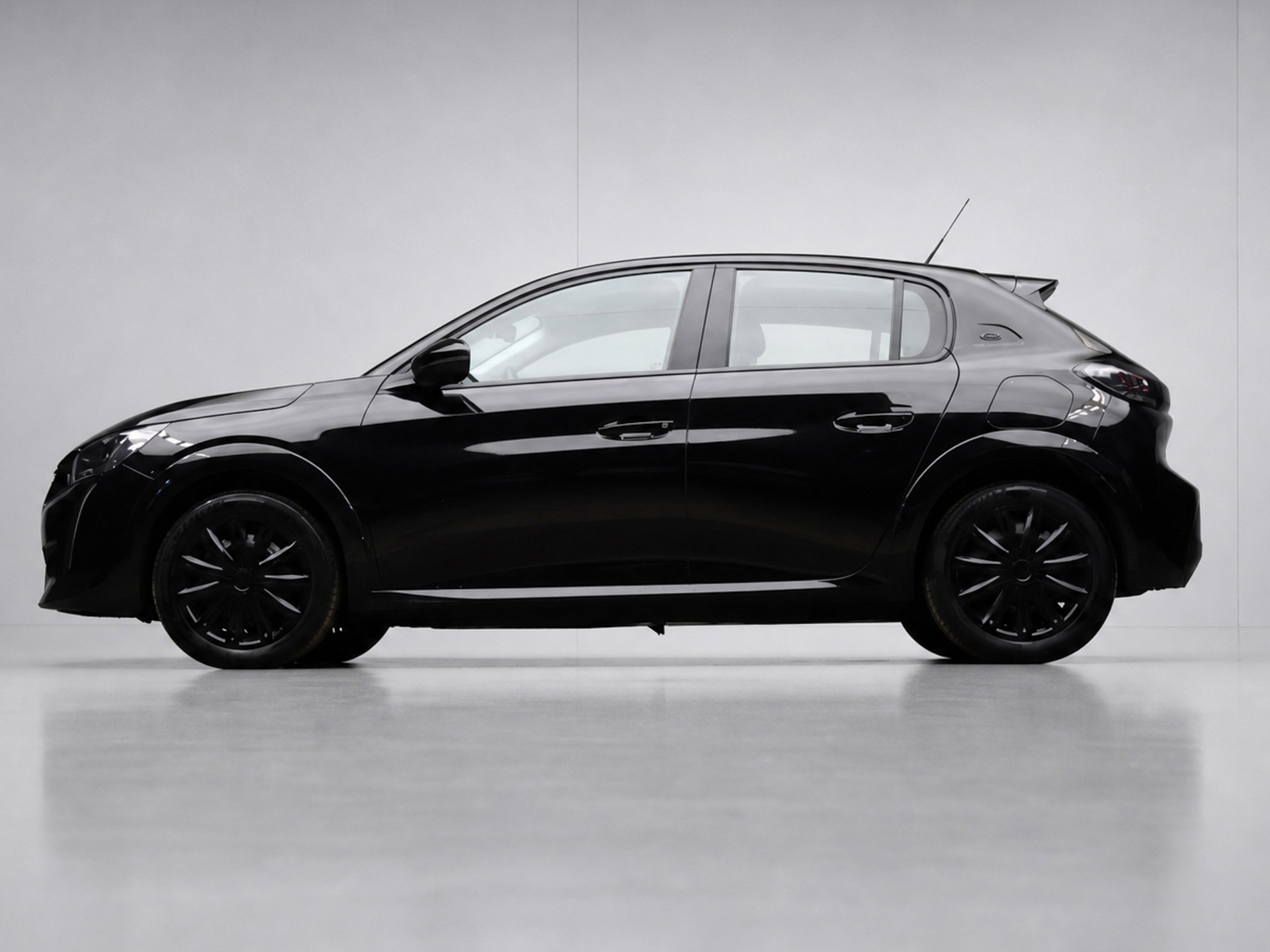 Peugeot - E-208 EV Allure 50 kWh SOH 90% (CARPLAY,NAVI,LED,CRUISE,SPORTSTOEL