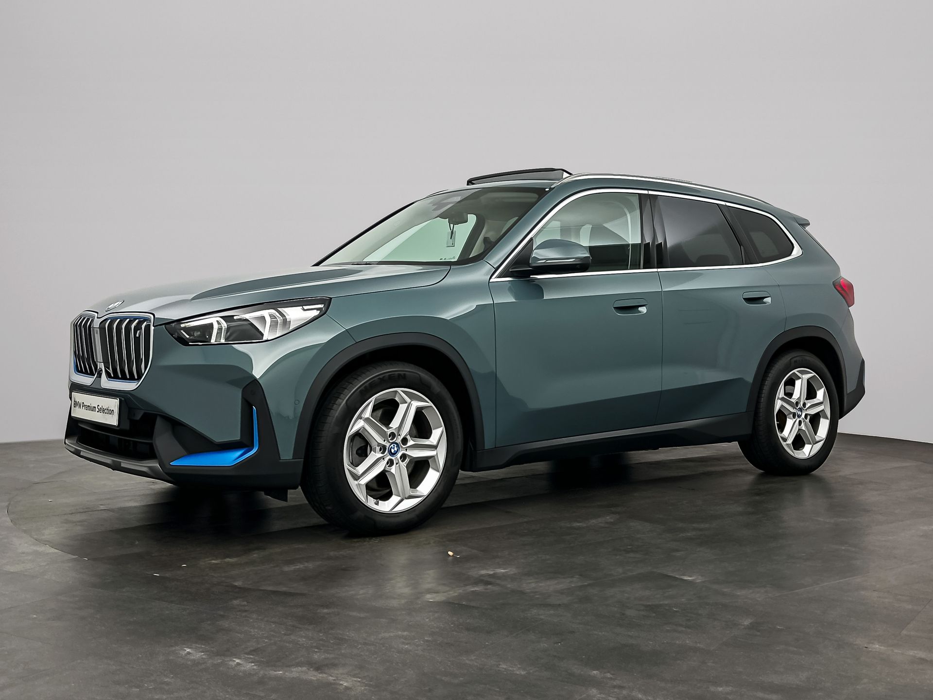 BMW - iX1