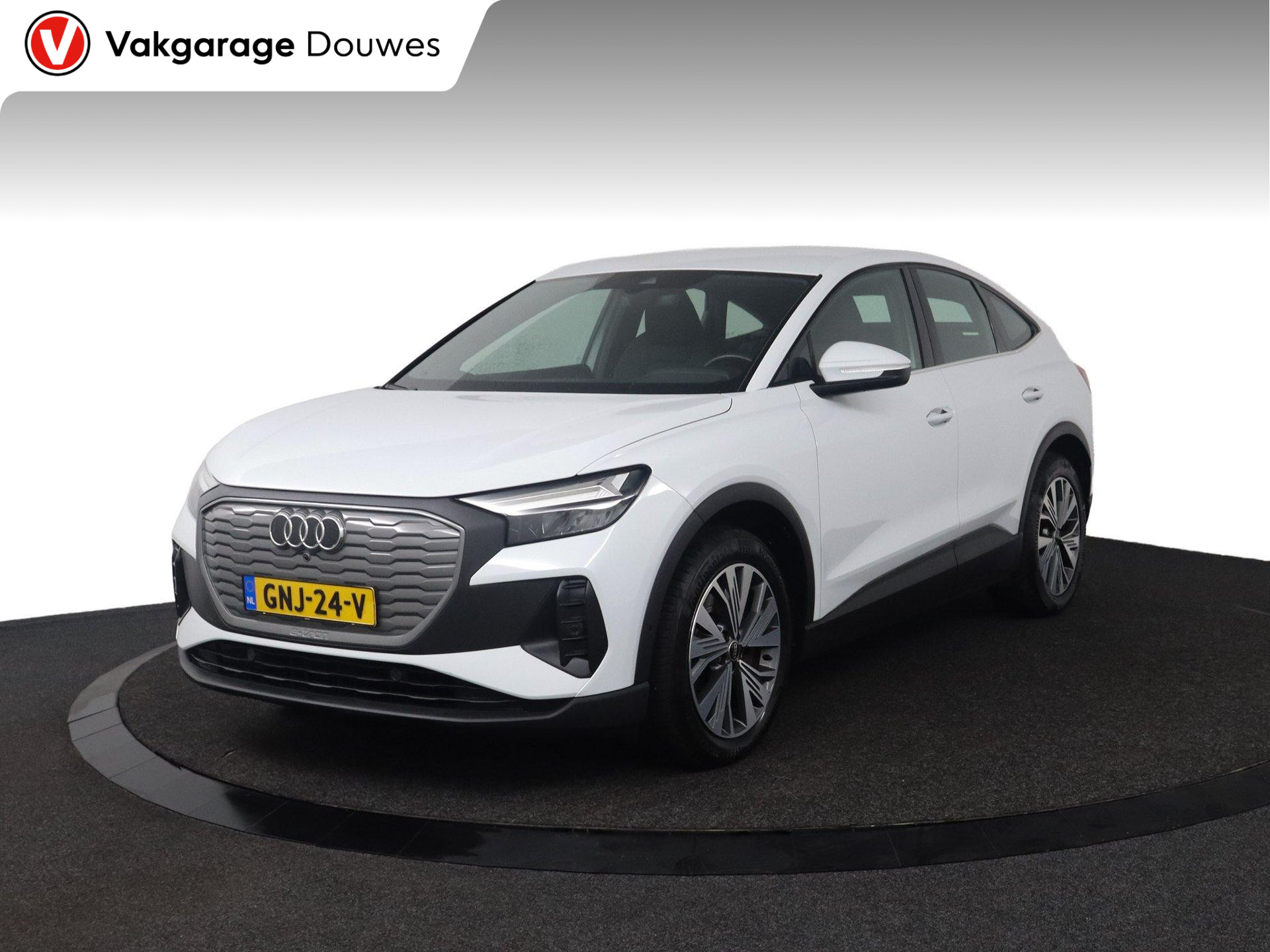 Audi - Q4 Sportback e-tron 40 Advanced edition 77 kWh |DOH|96% SOH — foto 1