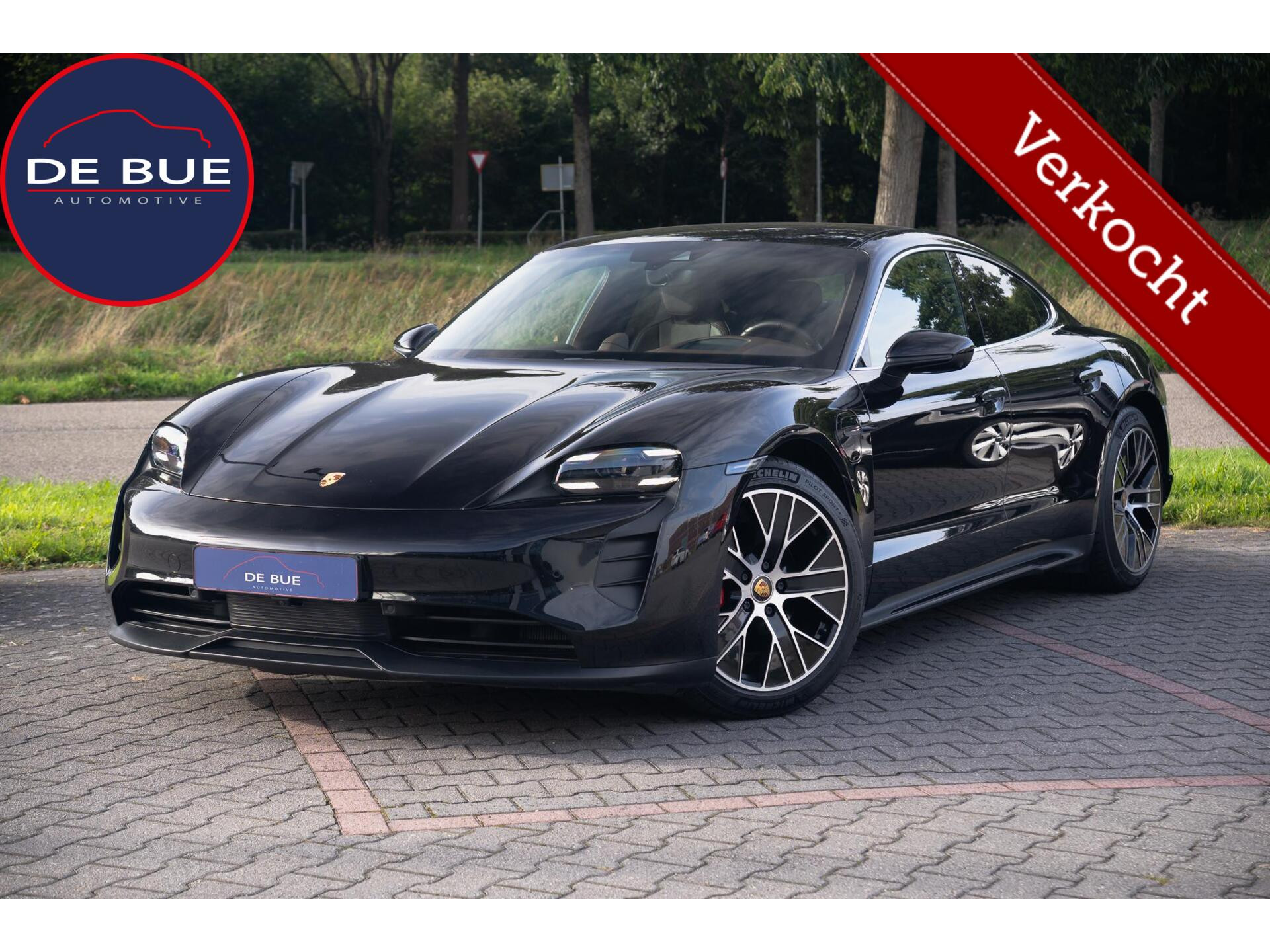Porsche - Taycan