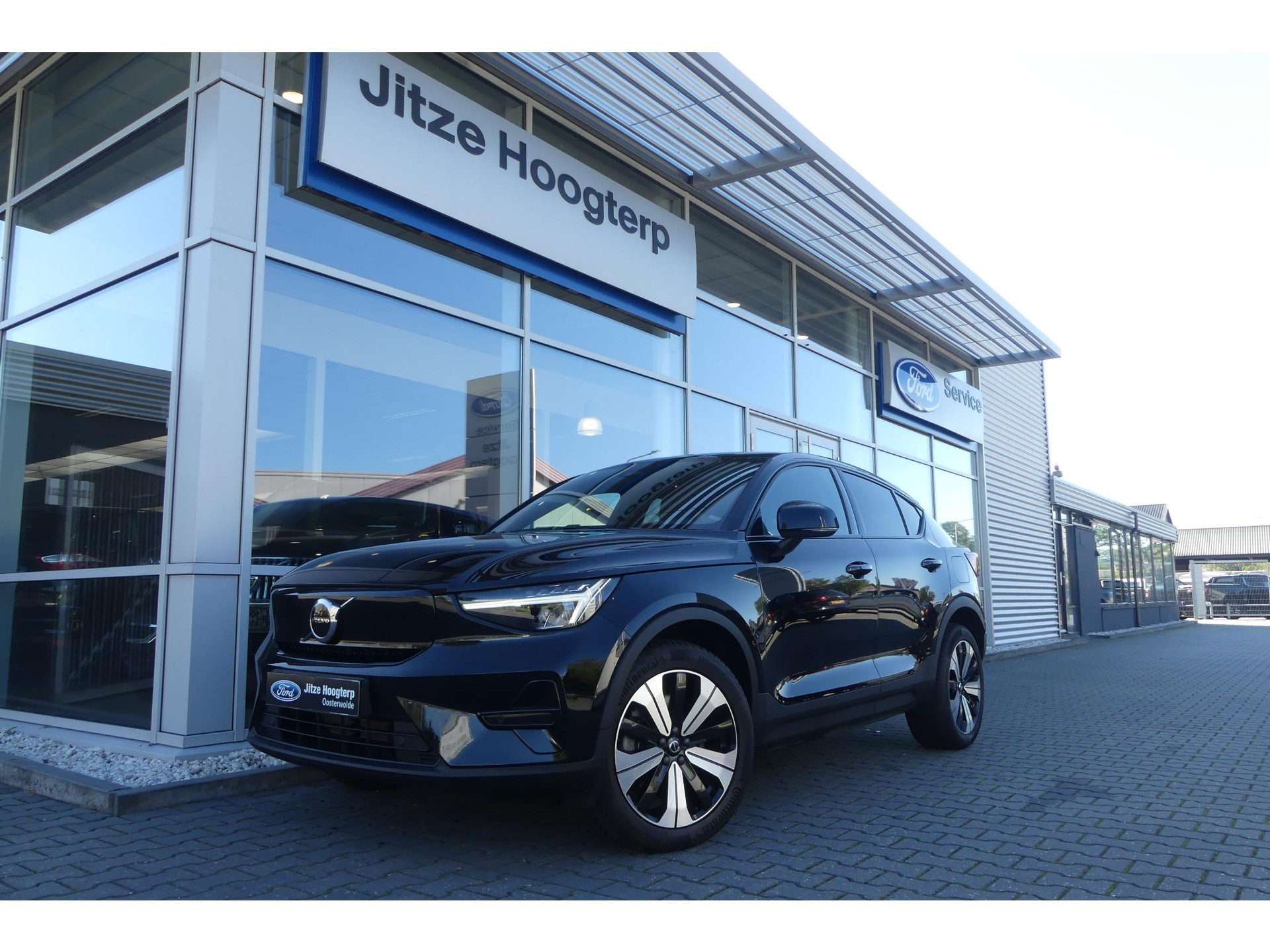 Volvo - C40 Recharge Plus 69 kWh ELEKT. TREKHAAK, PANO, LEER, WINTER PAC — foto 1