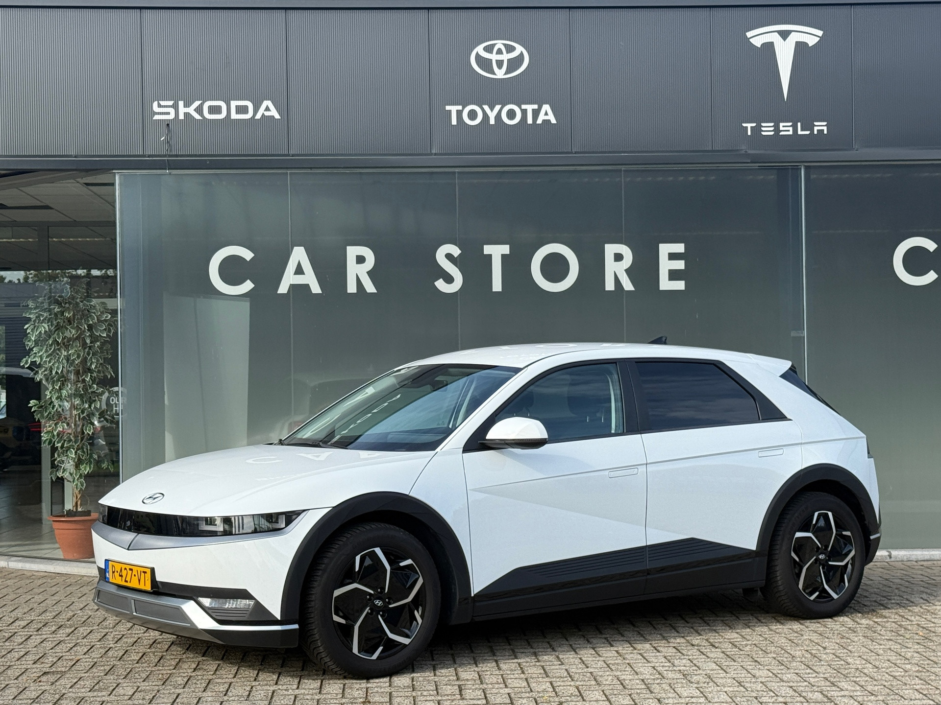 Hyundai - Ioniq 5 Style 77.4 kWh 100% SOH DEALER ONDERHOUDEN — foto 1