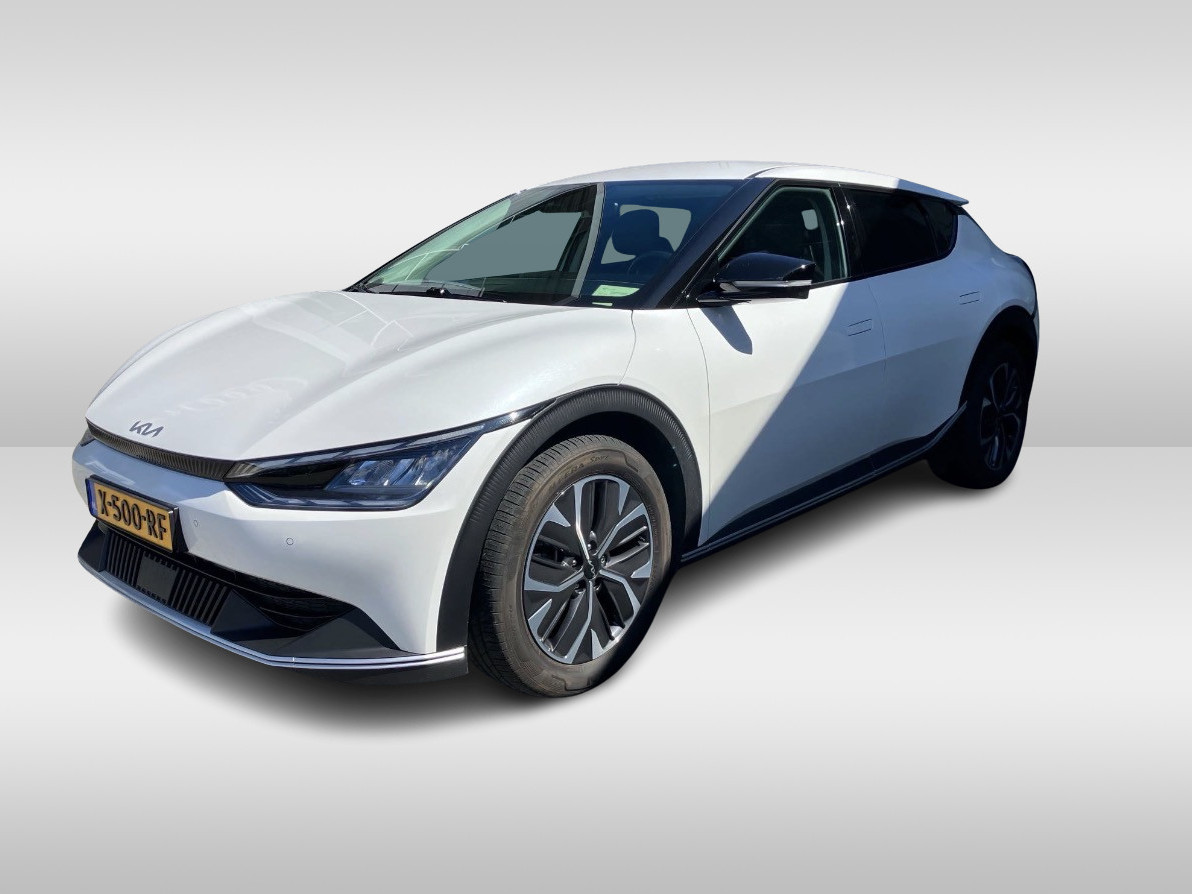 Kia - EV6 Light Edition 58 kWh / SOH 100% / Camera / Navigatie / Keyle — foto 1