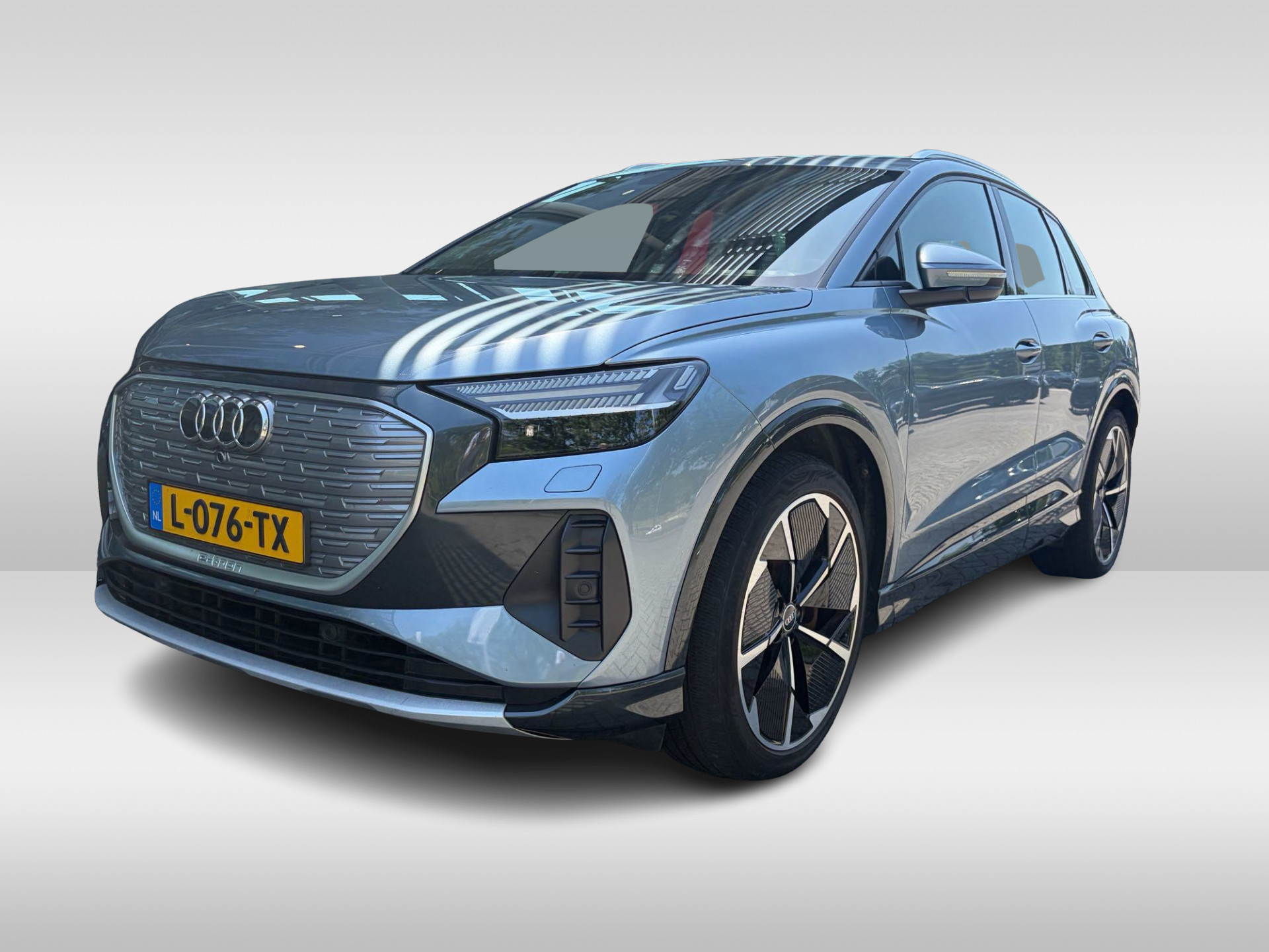 Audi - Q4 e-tron