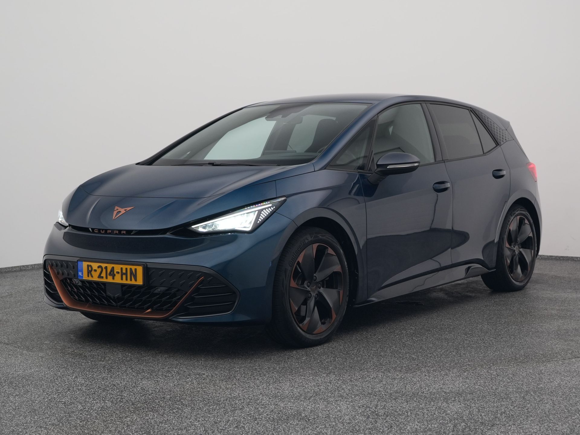 Cupra - Born Adrenaline One 62 kWh | CAMERA | ADAPTIVE | STOEL- EN STUURV — foto 1