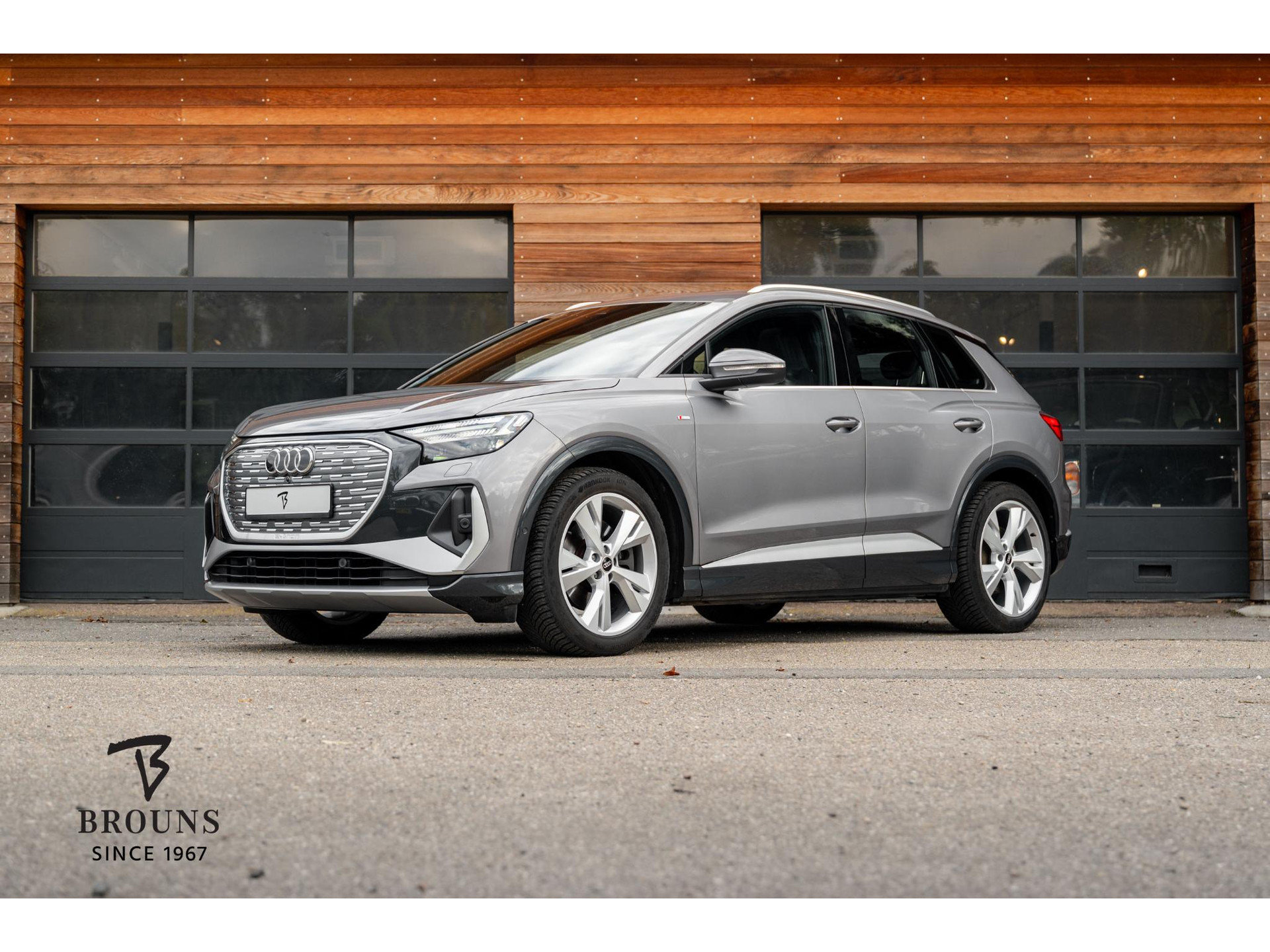 Audi - Q4 e-tron