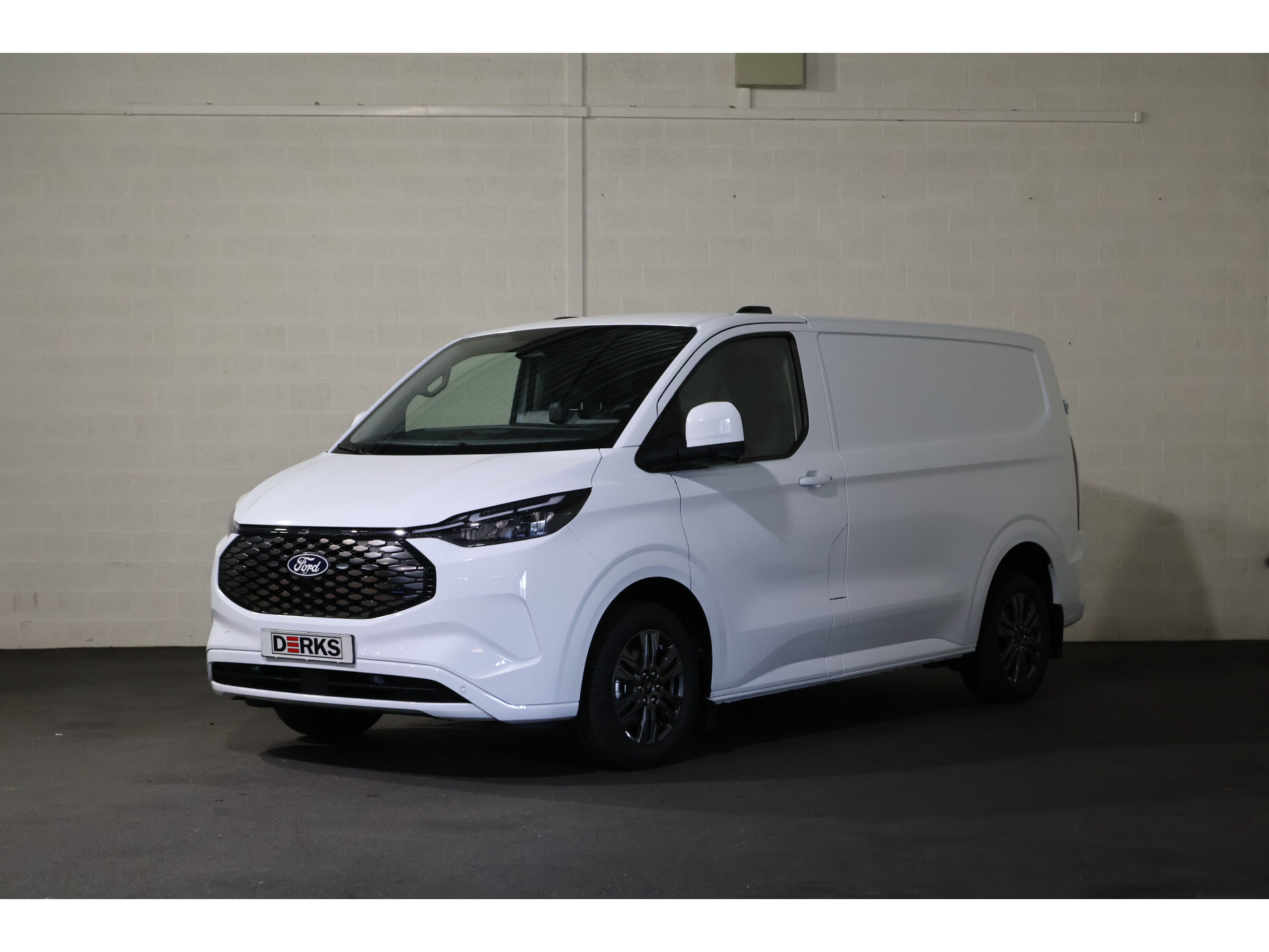 Ford - E-Transit Custom L1 H1 Limited 71 kWh B&O Sound — foto 1