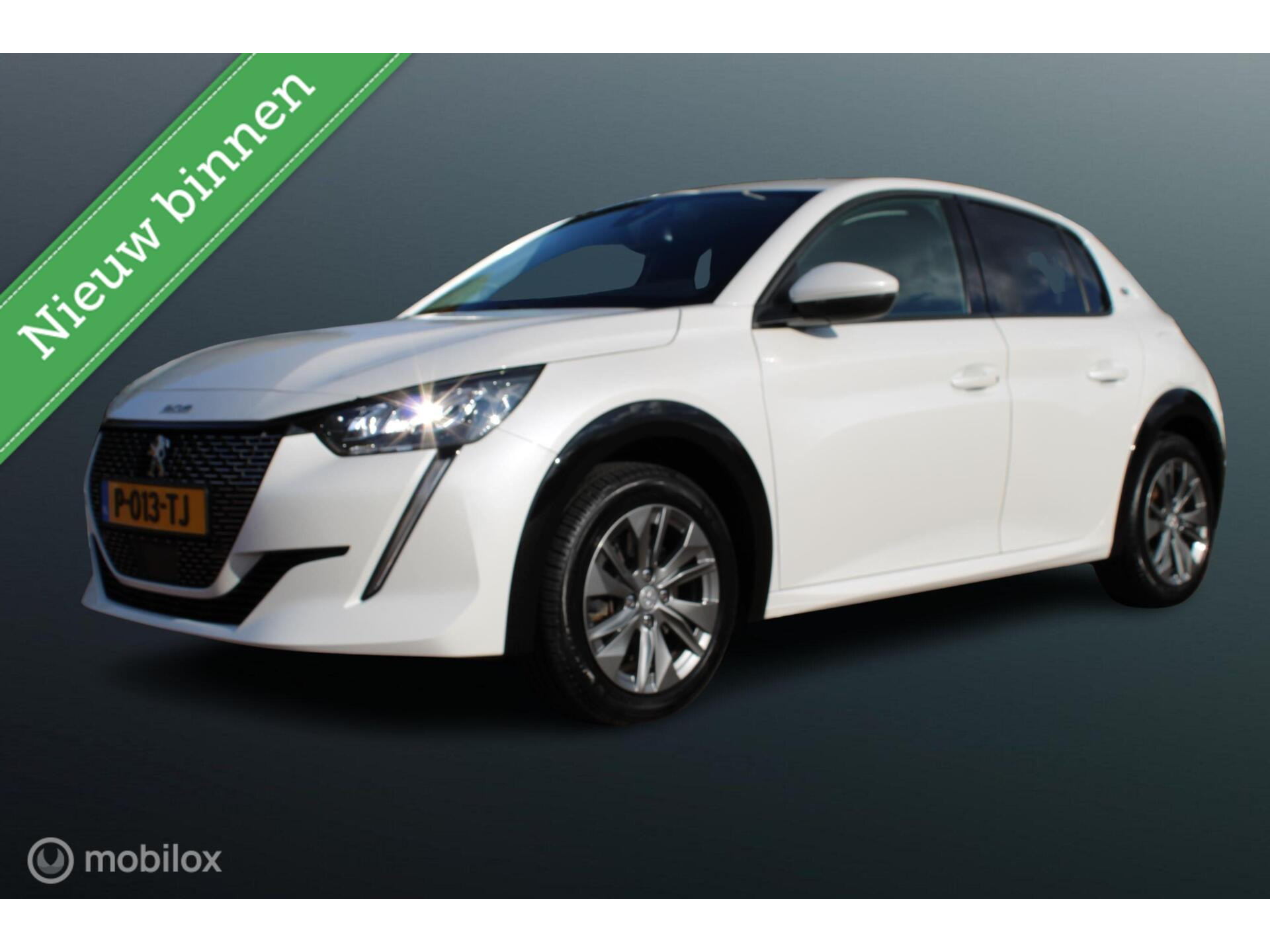 Peugeot - e-208 EV Active Pack 50 kWh, Wit parelmoer, Donker glas, Navi… — foto 1