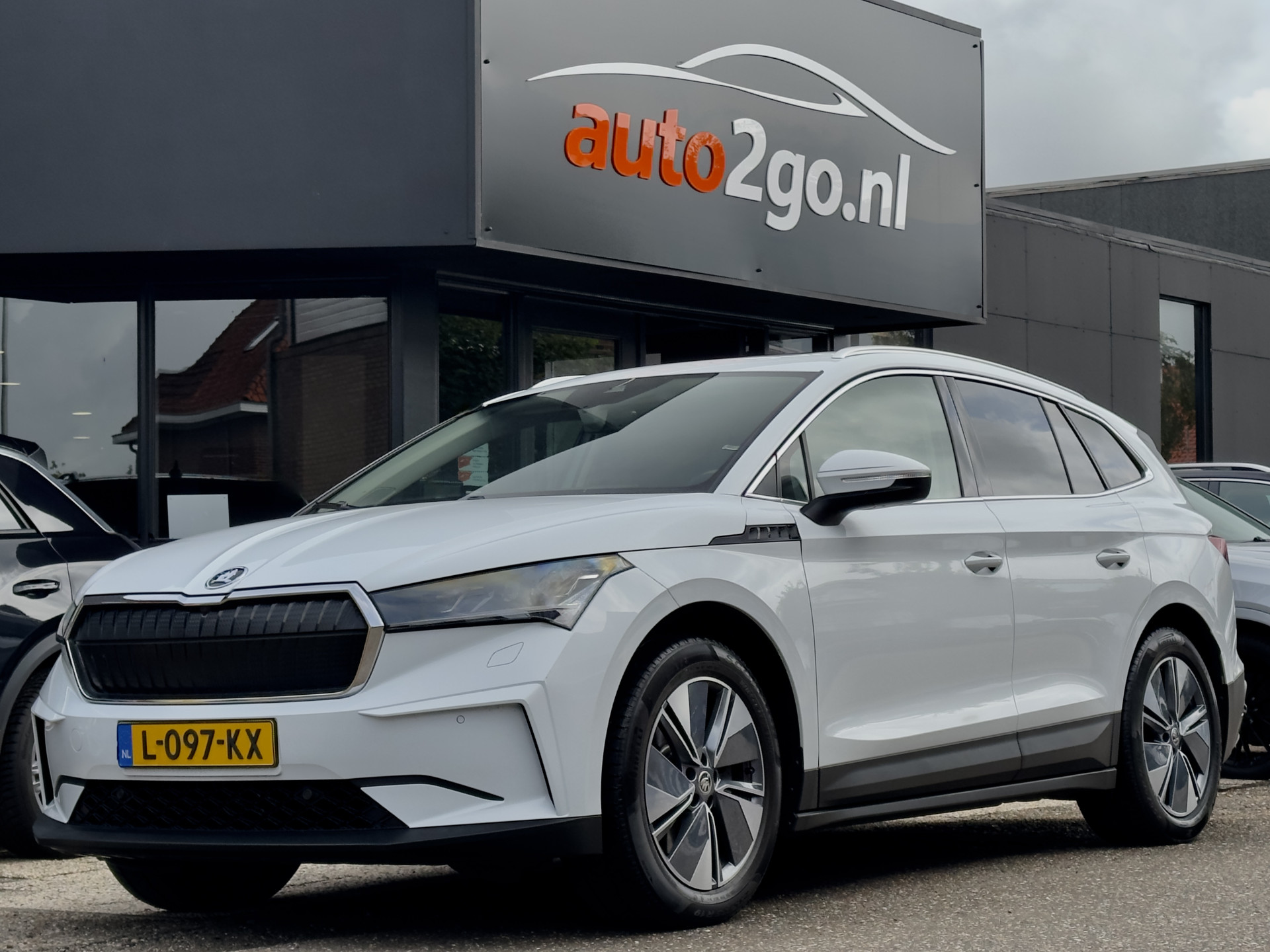 Škoda - Enyaq iV 80 SOH 91,4% PANODAK VOL-LEDER NAVI CAMERA APPLE-CARPLAY… — foto 1
